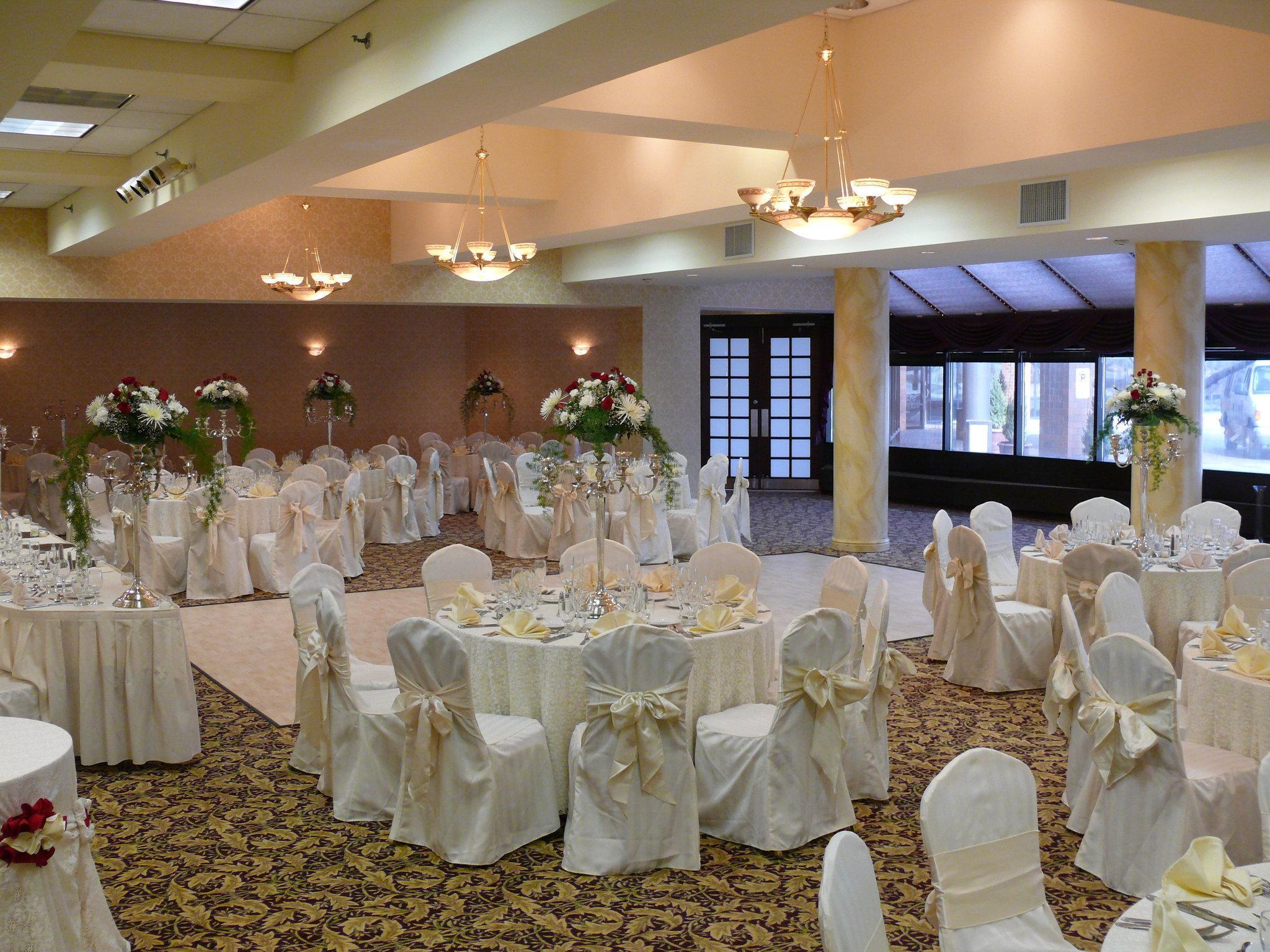 Hotel Crowne Plaza Edison By Ihg Exterior foto
